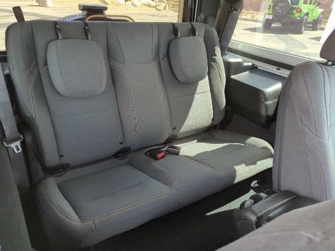 Used 2024 Jeep Wrangler Sport AWD/4WD image 20