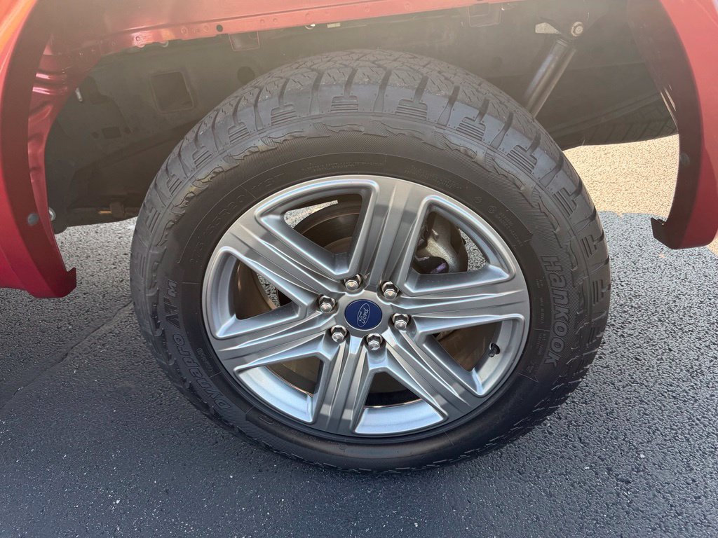 Used 2018 Ford F150 XLT w/ Equipment Group 302A Luxury AWD/4WD image 12