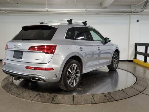 Used 2023 Audi Q5 2.0T Premium w/ Convenience Package AWD/4WD image 9