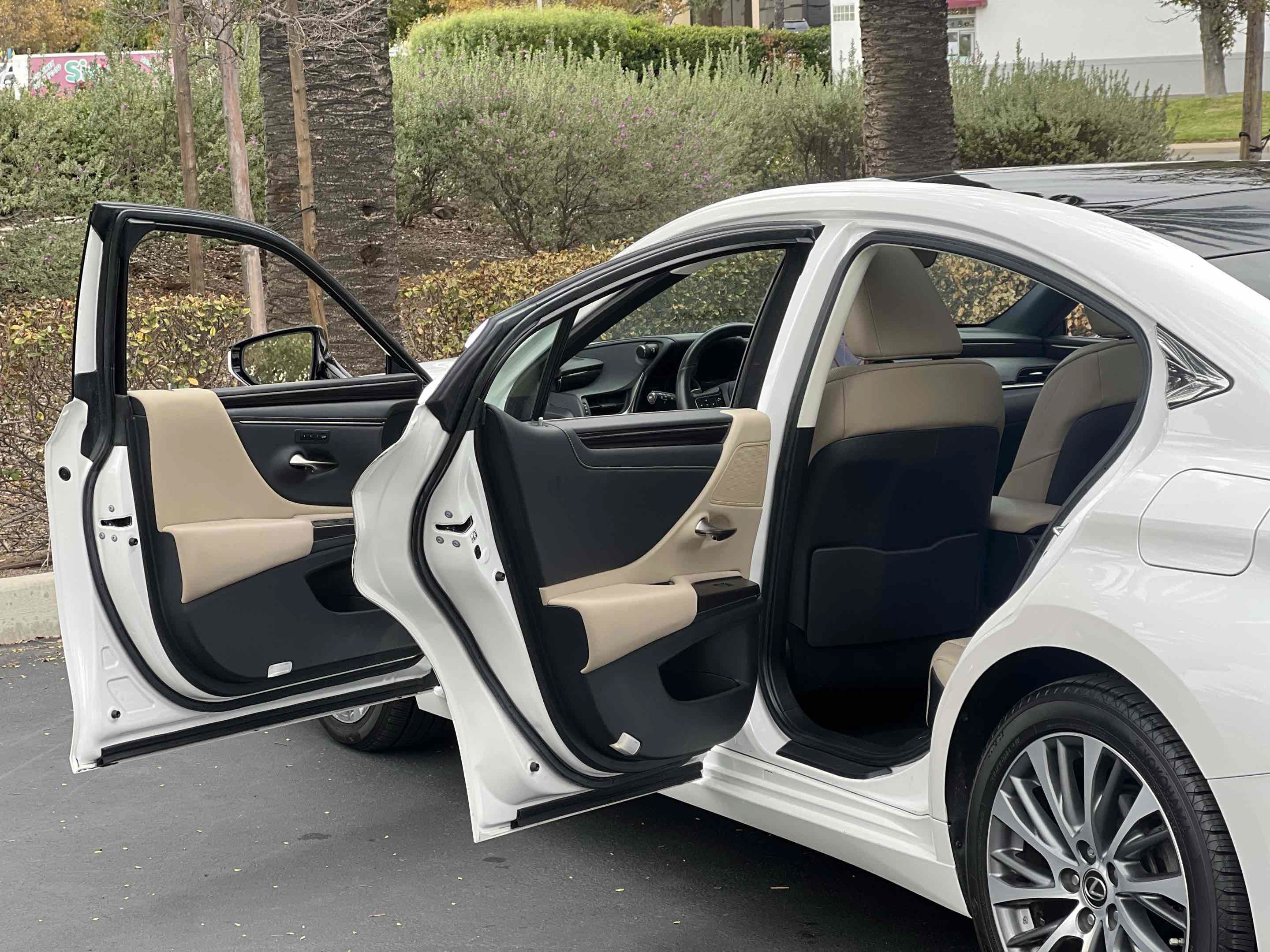 Used 2019 Lexus ES 350 w/ Premium Package FWD image 15