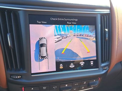 Used 2023 Maserati Levante GT image 30