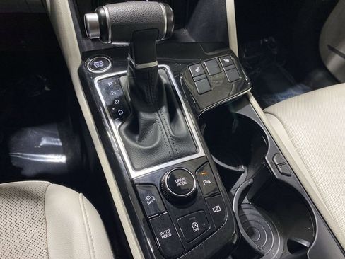 Used 2023 Kia Sportage EX image 21