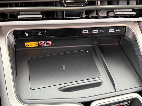 New 2026 Lexus TX 500h AWD image 21