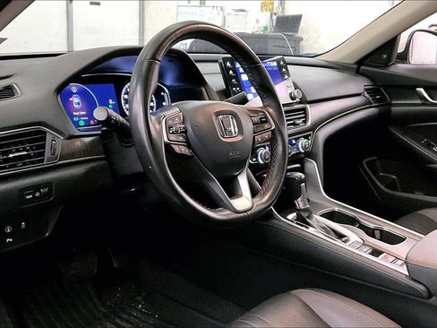 Used 2022 Honda Accord EX-L image 12