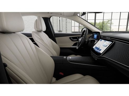 Used 2026 Mercedes-Benz E 350 Sedan image 4