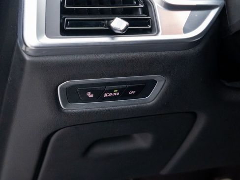 Used 2024 BMW X7 xDrive40i w/ M Sport Package image 20