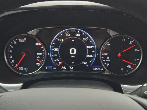 Used 2023 Chevrolet Traverse High Country image 11