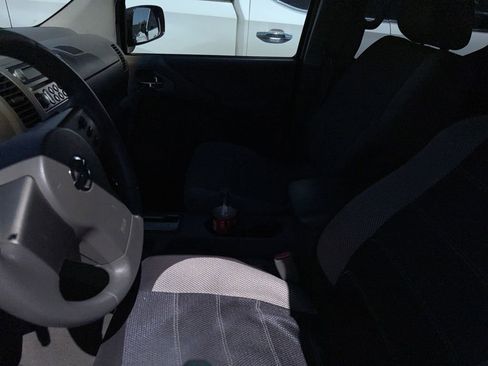 Used 2007 Nissan Frontier SE w/ SE Value Truck Pkg image 12