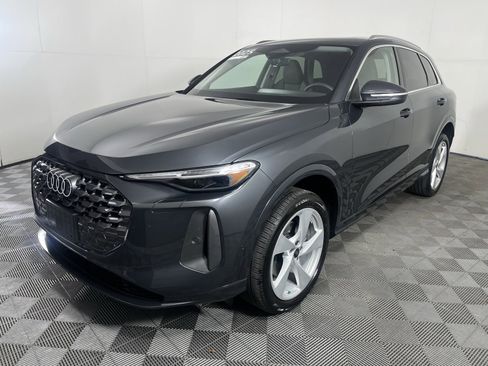 Certified 2025 Audi Q5 Premium Plus w/ Premium Plus image 4