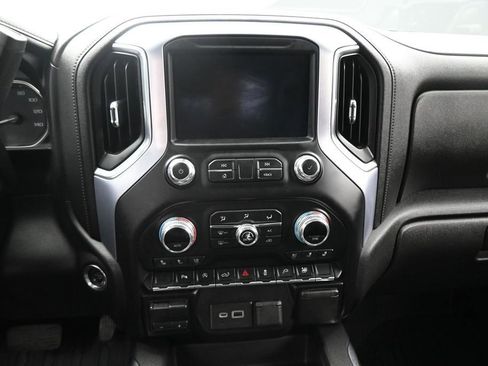 Used 2020 GMC Sierra 1500 SLT RWD image 22