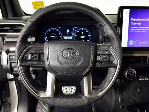 Used 2024 Toyota Tacoma TRD Sport image 30