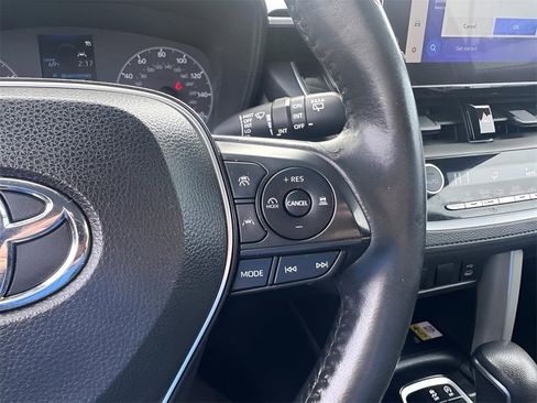 Used 2023 Toyota Corolla Cross LE image 20