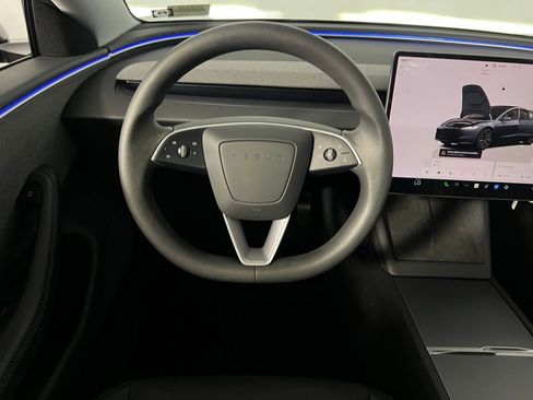 Used 2025 Tesla Model 3 Long Range image 15