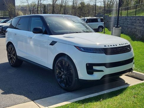 New 2026 Land Rover Range Rover Sport SE AWD/4WD image 10