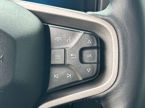 Certified 2025 Ford Bronco Badlands AWD/4WD image 28