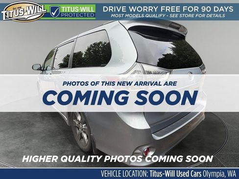 Used 2015 Toyota Sienna SE FWD image 3