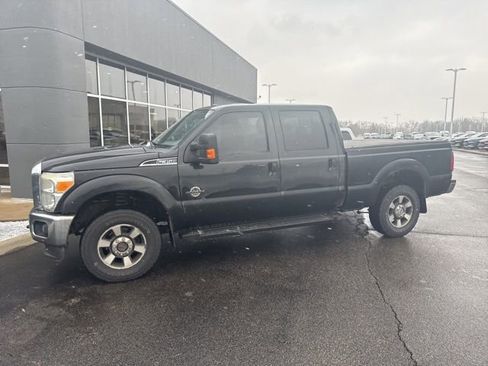 Used 2011 Ford F350 Lariat w/ Lariat Interior Pkg image 4