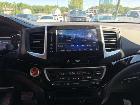Used 2017 Honda Ridgeline RTL-E image 8