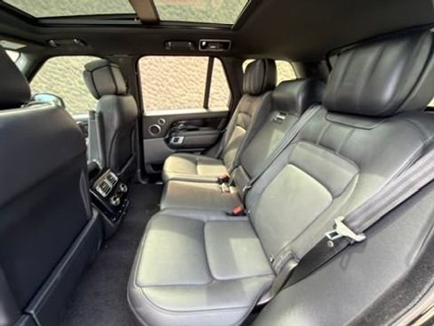 Used 2019 Land Rover Range Rover HSE AWD/4WD image 18
