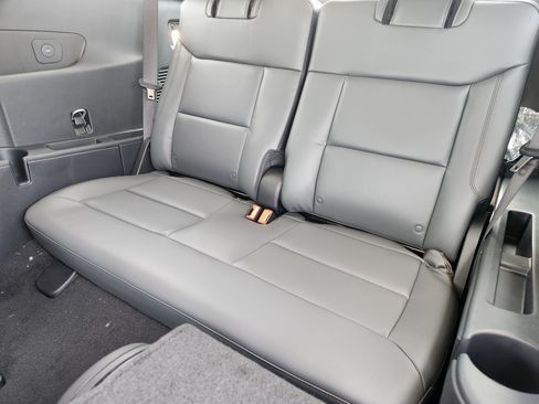 New 2026 Ford Explorer Active w/ Active Comfort Package RWD image 19