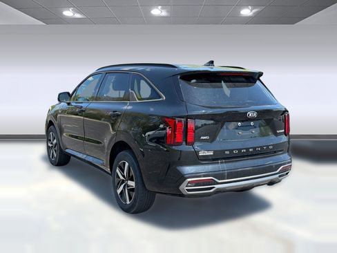 Used 2021 Kia Sorento EX AWD/4WD image 3
