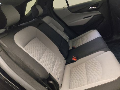 Used 2021 Chevrolet Equinox LS w/ LS Convenience Package FWD image 19