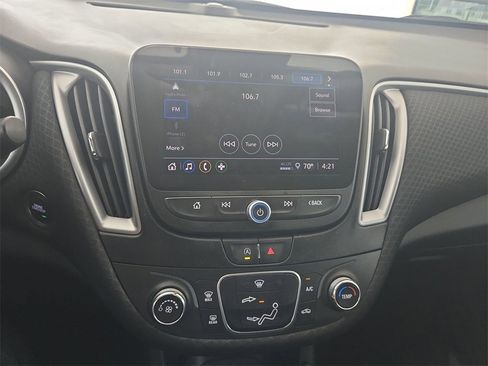 Used 2025 Chevrolet Malibu RS image 19