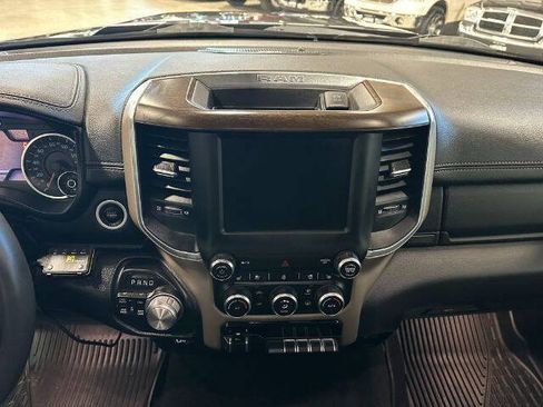 Used 2022 RAM 1500 Laramie AWD/4WD image 17