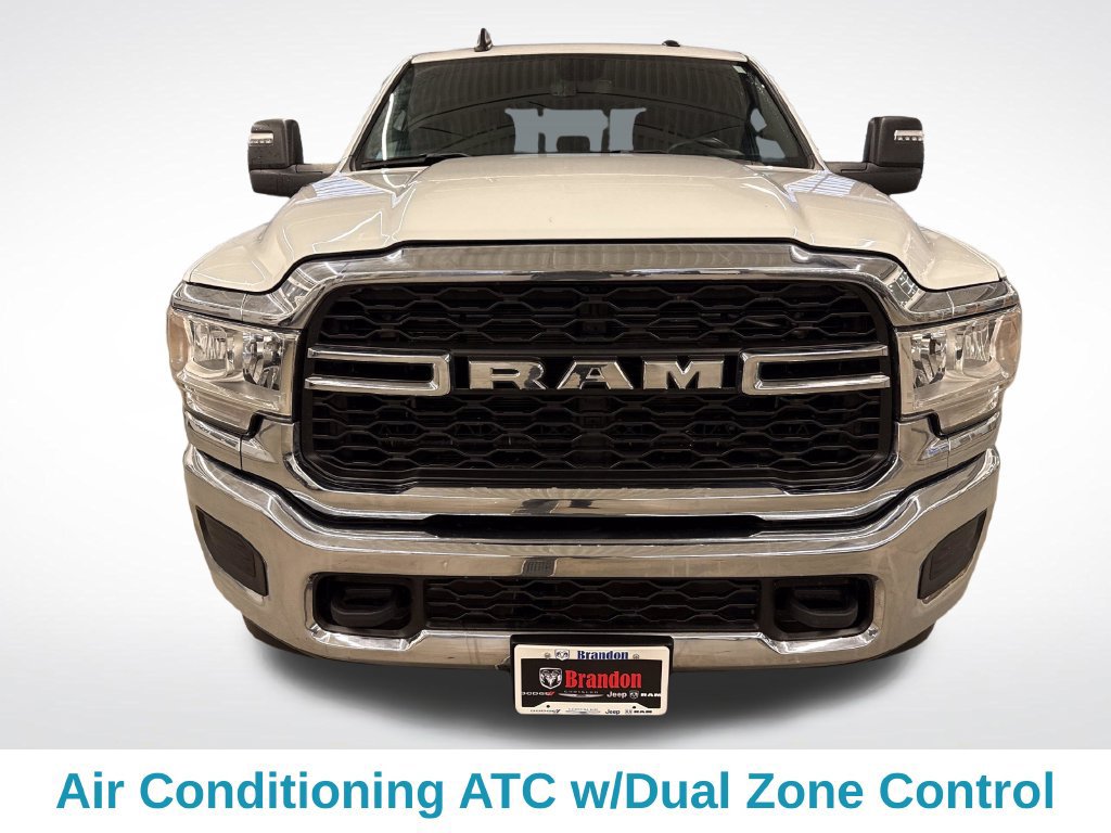 Used 2024 RAM 2500 Tradesman w/ Chrome Appearance Group AWD/4WD image 10