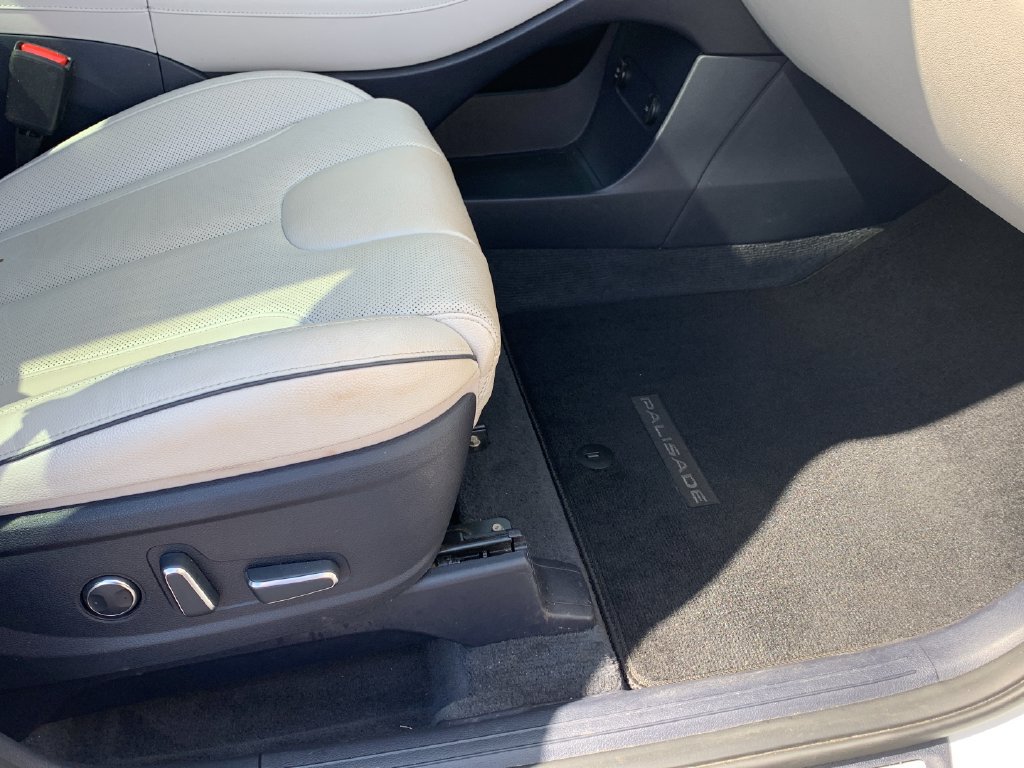 Used 2024 Hyundai Palisade Limited AWD/4WD image 35