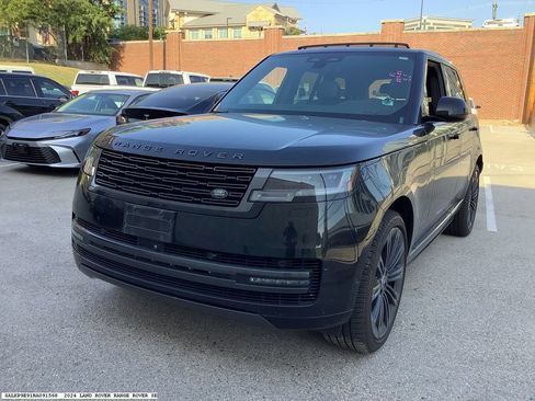 Used 2024 Land Rover Range Rover SE AWD/4WD image 4