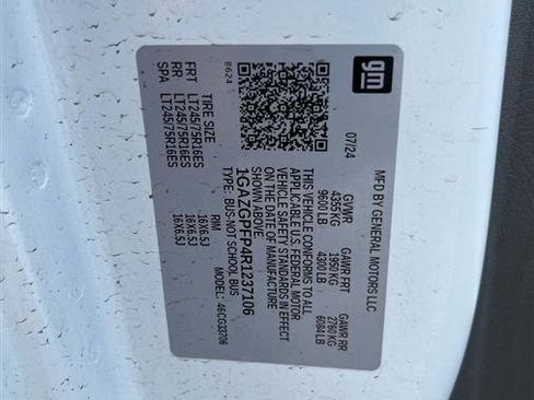 Used 2024 Chevrolet Express 3500 LT w/ LT Preferred Equipment Group image 11