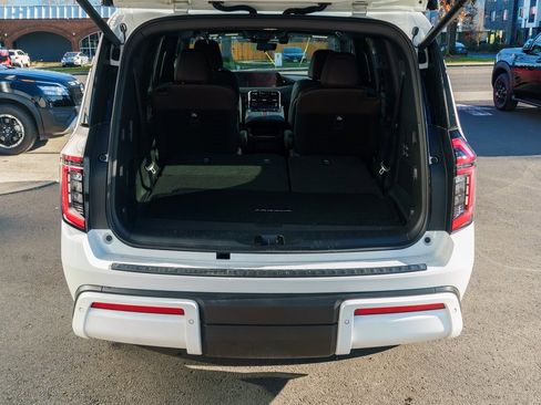 New 2026 Nissan Armada Platinum image 8