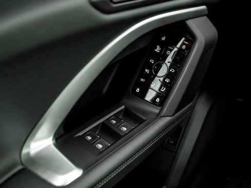 Certified 2025 Audi Q5 Premium Plus w/ Premium Plus AWD/4WD image 13