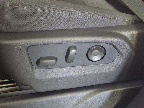 New 2026 Chevrolet Silverado 1500 LT image 15