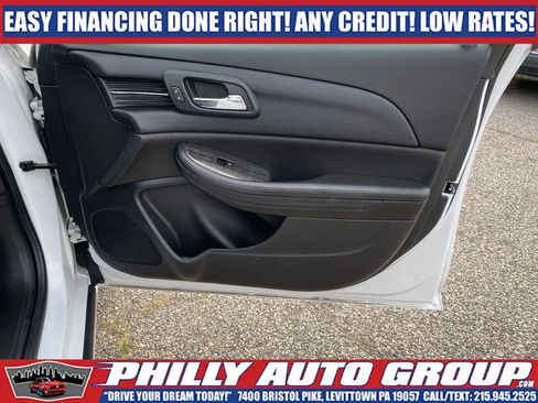 Used 2014 Chevrolet Malibu LT image 18