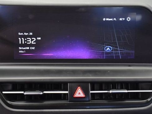 Used 2024 Kia Seltos EX FWD image 16