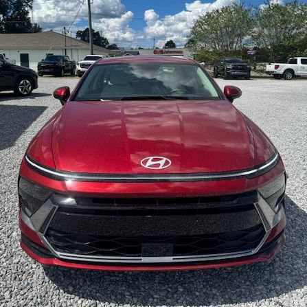 Used 2025 Hyundai Sonata SEL FWD image 3