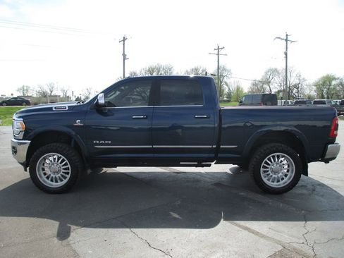 Used 2022 RAM 3500 Limited image 11