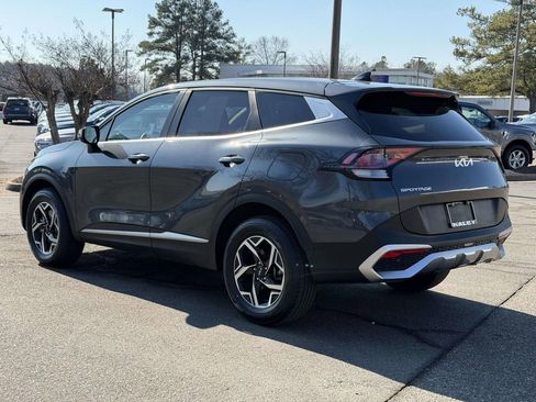 Used 2024 Kia Sportage LX image 21