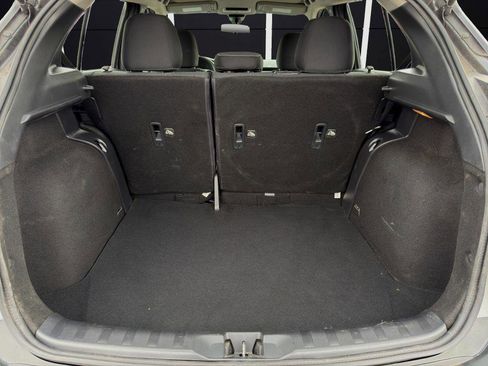 Used 2020 Nissan Kicks S image 22