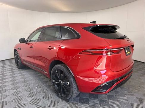 Used 2025 Jaguar F-PACE R-Dynamic S image 5
