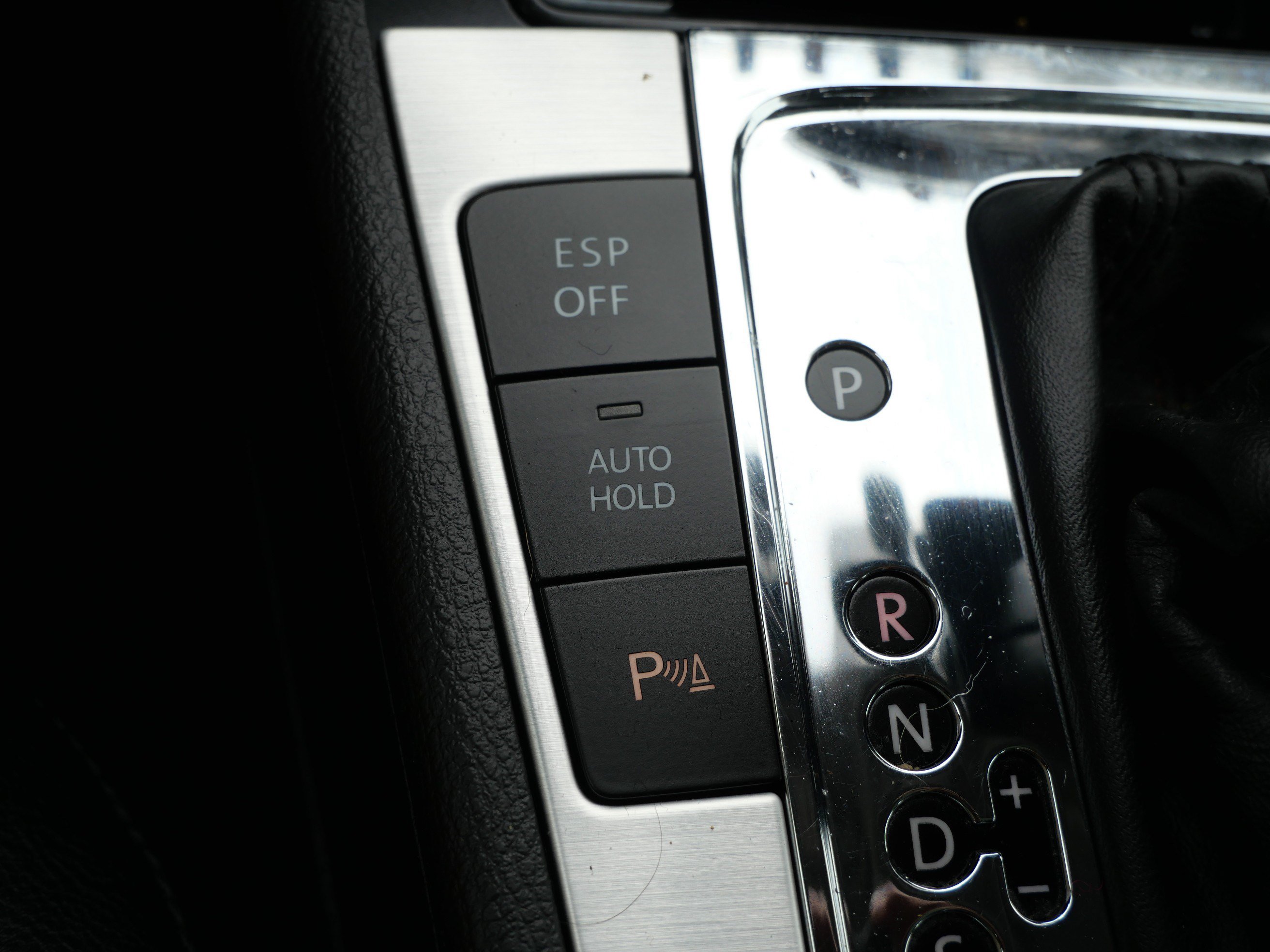 Used 2009 Volkswagen CC VR6 Sport FWD image 33