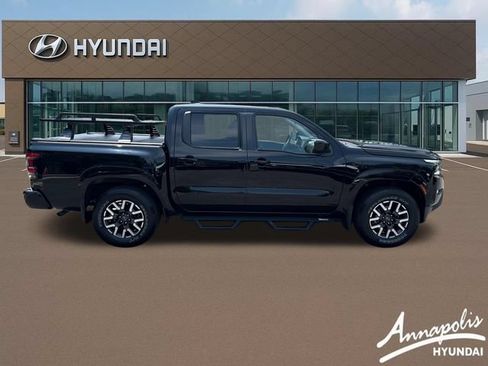 Used 2024 Nissan Frontier SL w/ Technology Package AWD/4WD image 6