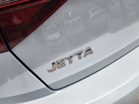 Used 2019 Volkswagen Jetta S FWD image 5