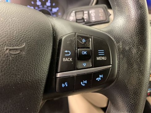 Used 2020 Ford Escape SE image 22