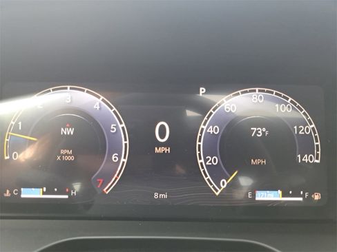 New 2025 Jeep Grand Cherokee Altitude image 19