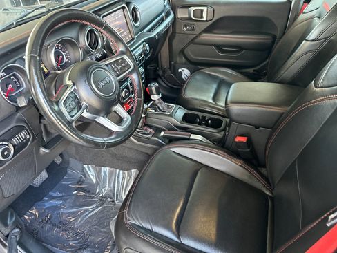 Used 2020 Jeep Wrangler Unlimited Rubicon w/ Quick Order Package 28Y Recon AWD/4WD image 11