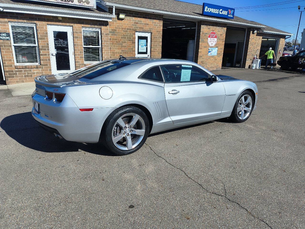 Used 2011 Chevrolet Camaro SS w/ RS Package RWD image 4