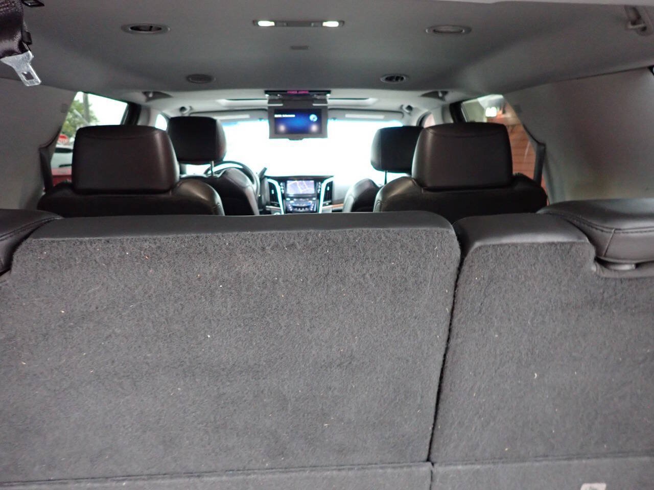 Used 2015 Cadillac Escalade Premium AWD/4WD image 11